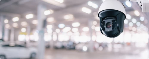 Conheça melhor o comportamento de compra dos seus clientes com a solução INFOX VAV, que integra o contador de fluxo de clientes, já preparado para funcionar com as câmeras de monitoramento existentes na sua loja.